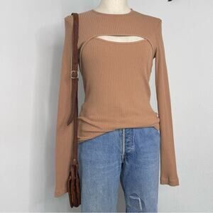 AGOLDE Lyza Cut Out Ribbed Long Sleeve Top in Camel Size Medium Minimalist